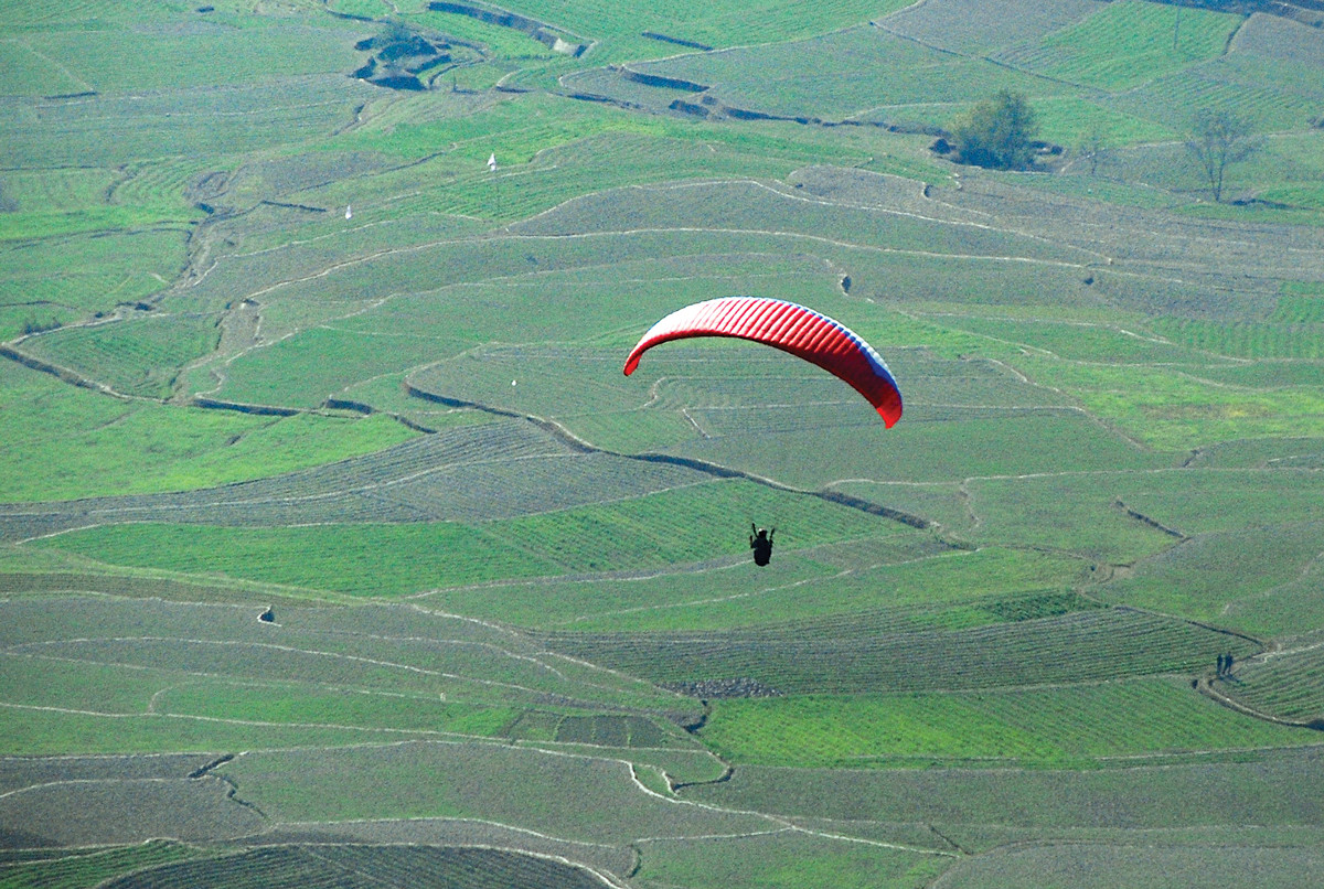 Paragliding-Buddha-Air-Yatra-Magazine--10--Adrenaline-Boosting-Activities-in-Nepal