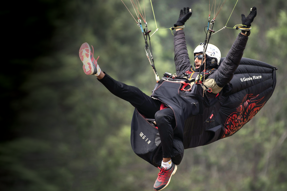 masters-of-the-sky-nepal-s-paragliding-team-blogs-buddha-air