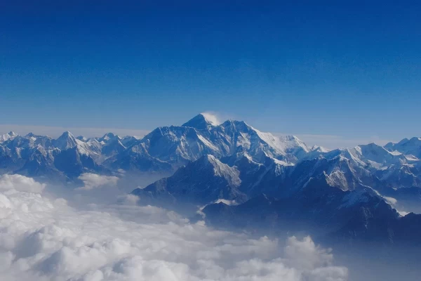 Scenic Mountain Flights Over the Himalayas: What to Expect